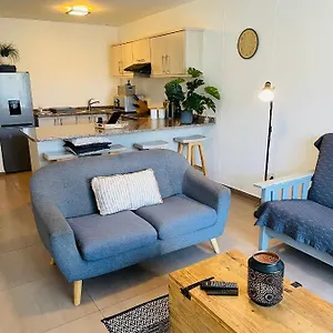 103 Lacabina Bloubergstrand